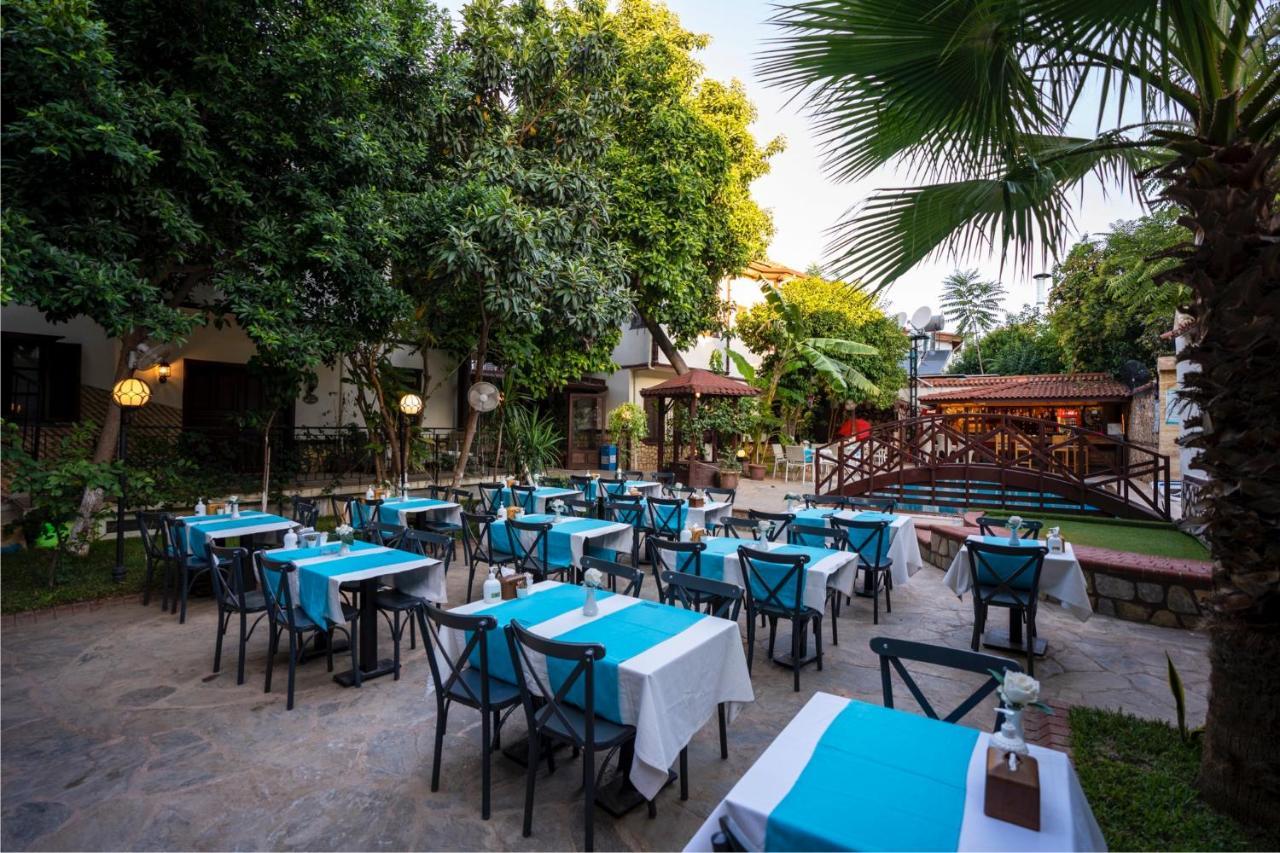 Castle Old Town Hotel Antalya Ngoại thất bức ảnh