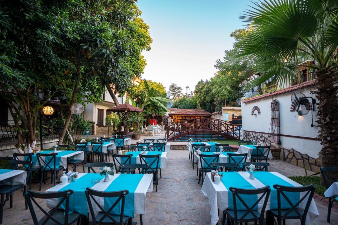 Castle Old Town Hotel Antalya Ngoại thất bức ảnh
