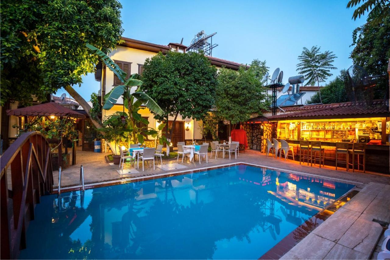 Castle Old Town Hotel Antalya Ngoại thất bức ảnh