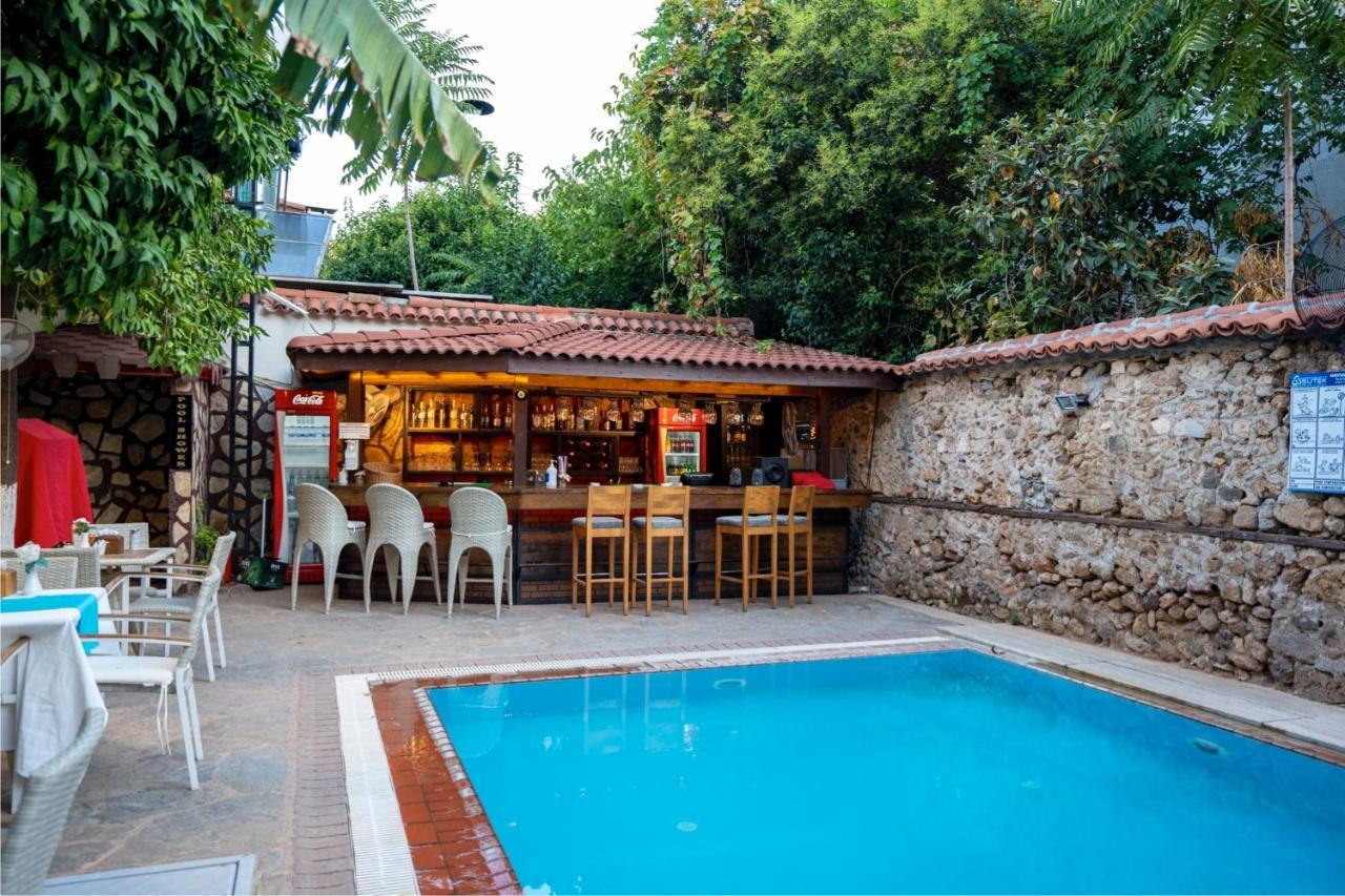 Castle Old Town Hotel Antalya Ngoại thất bức ảnh