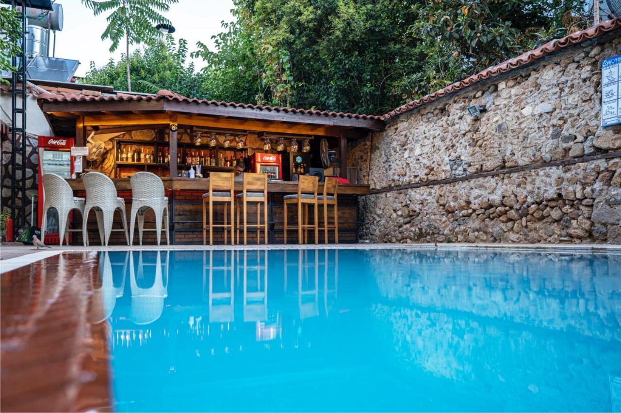 Castle Old Town Hotel Antalya Ngoại thất bức ảnh