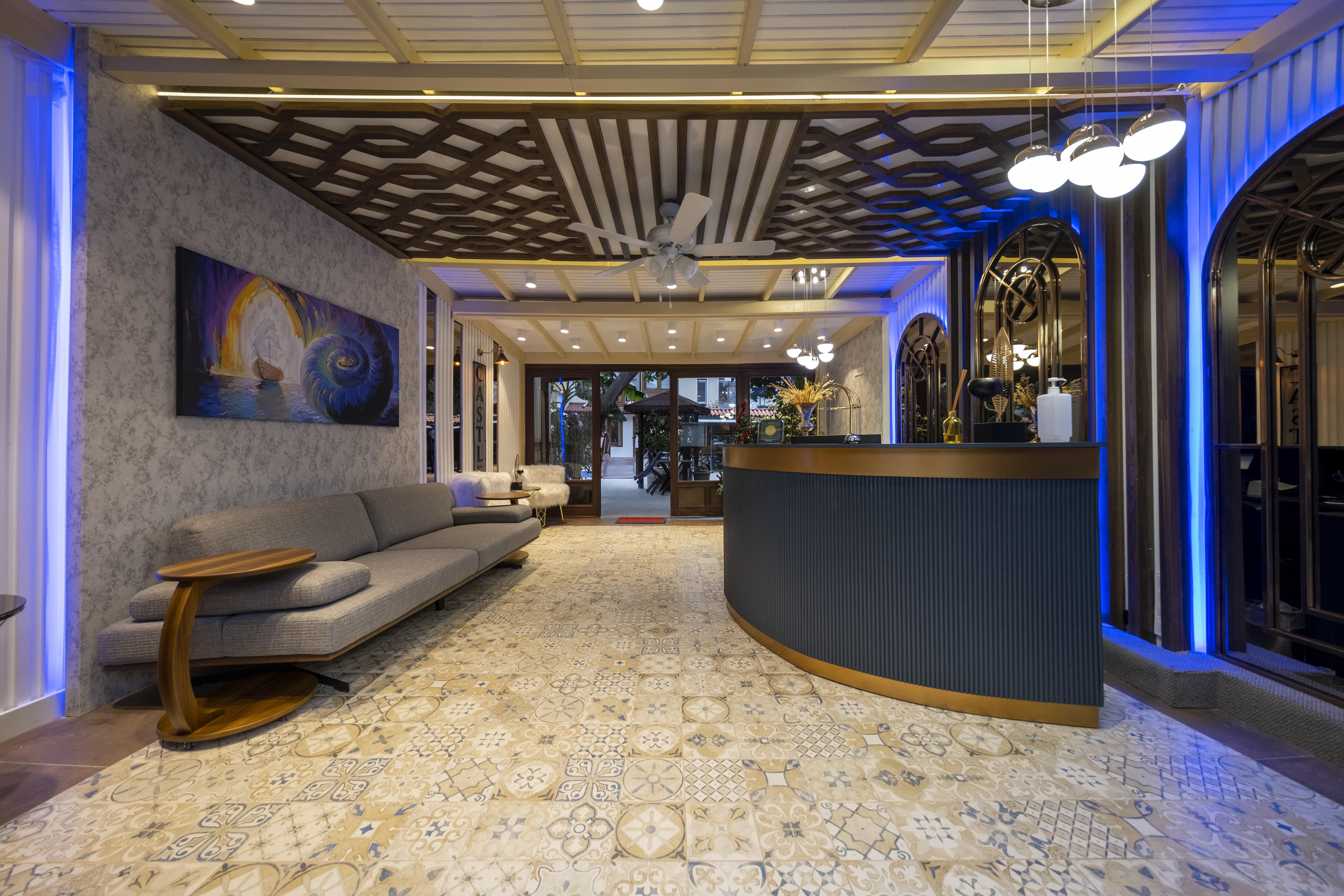 Castle Old Town Hotel Antalya Ngoại thất bức ảnh