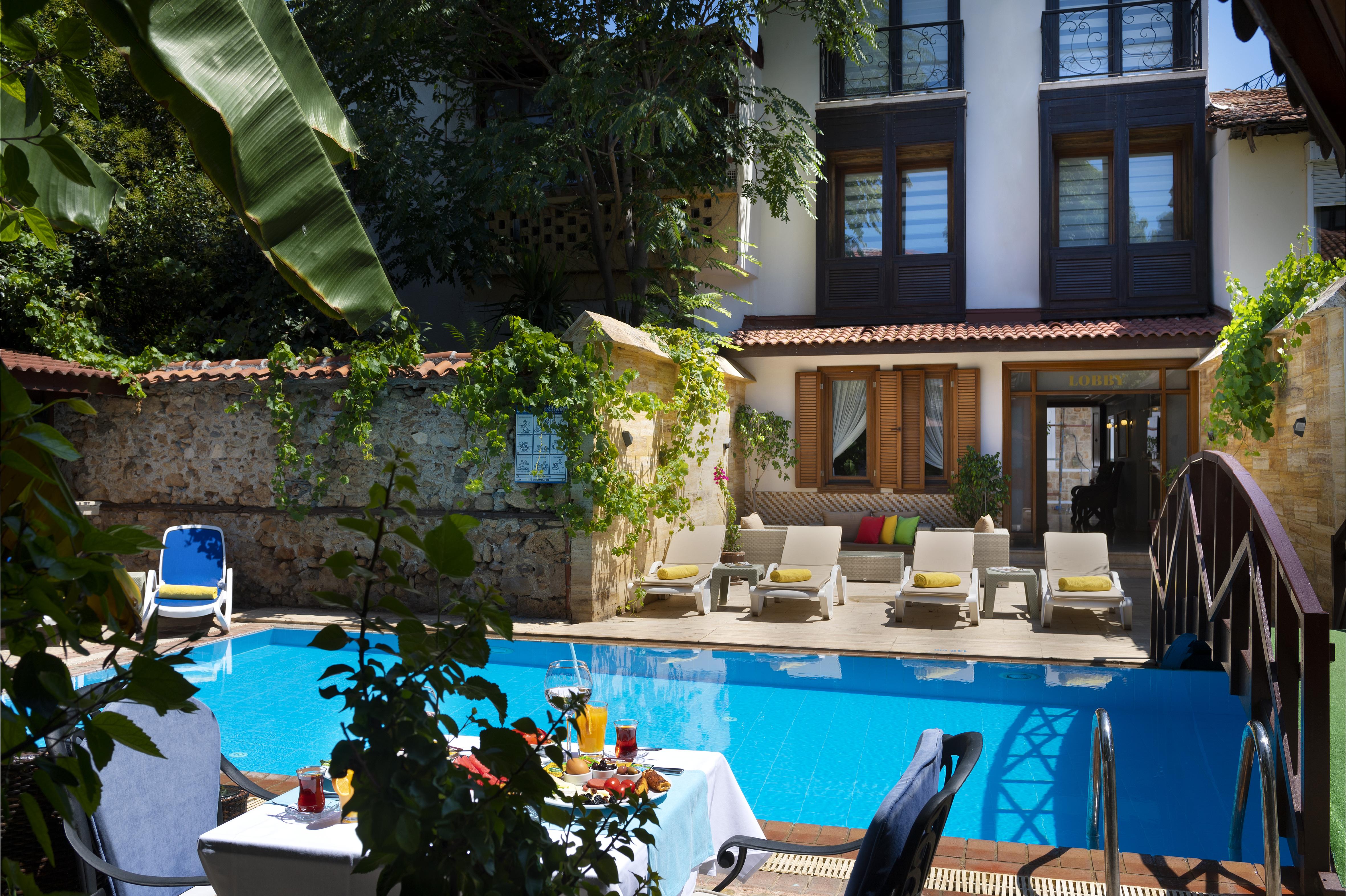 Castle Old Town Hotel Antalya Ngoại thất bức ảnh