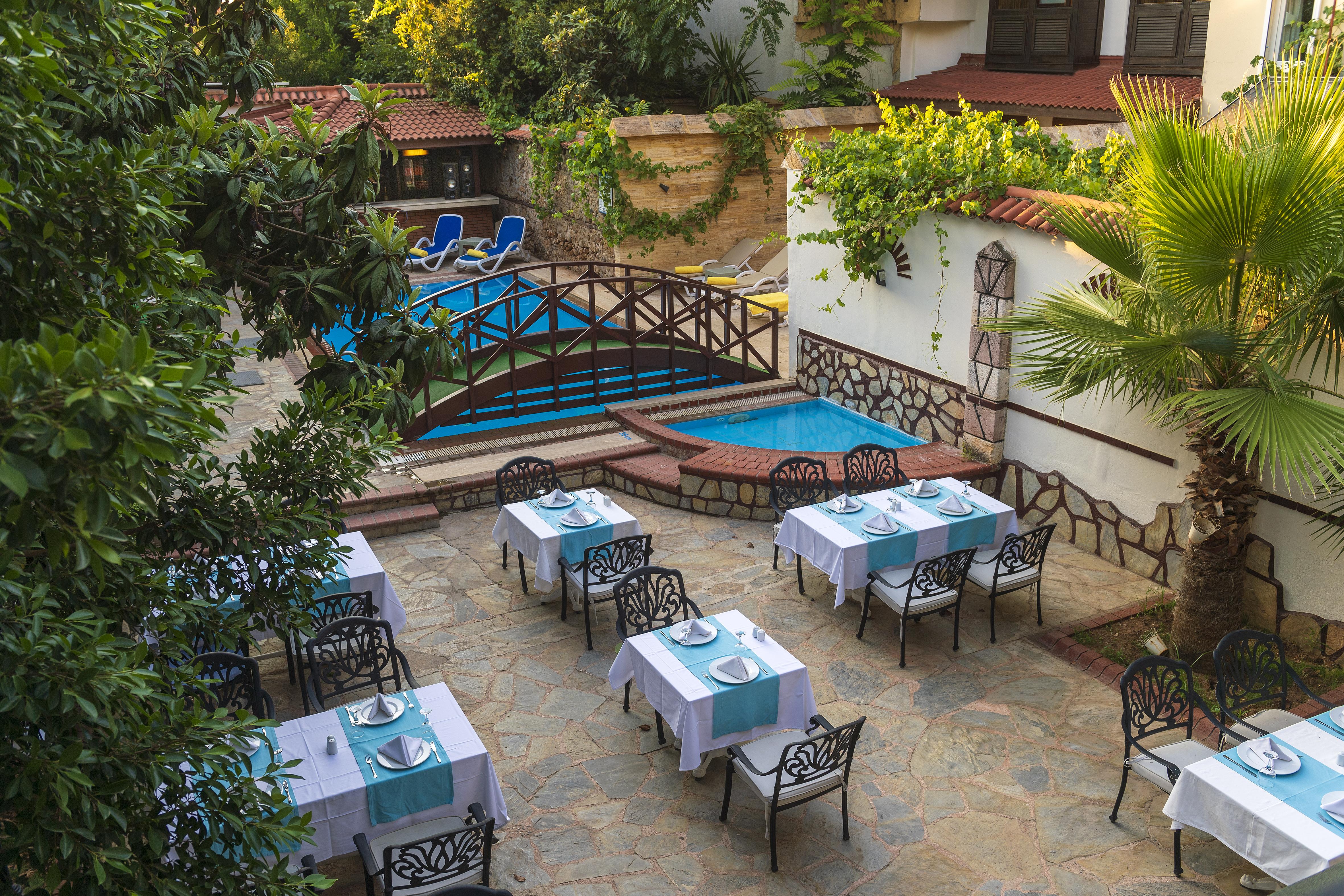 Castle Old Town Hotel Antalya Ngoại thất bức ảnh